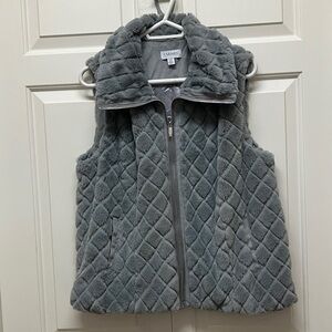 Carmen Marc Valvo faux fur diamond quilt vest, grey, L